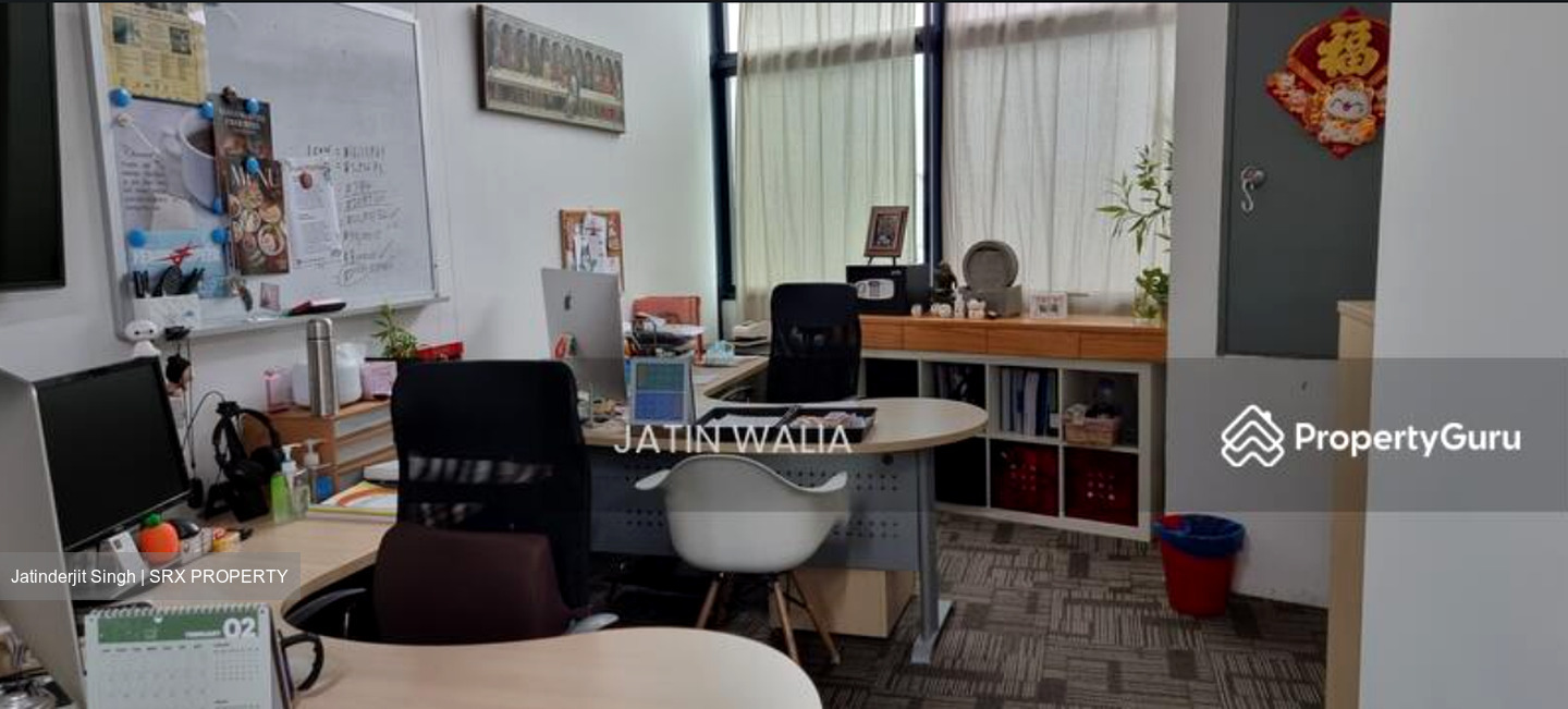 Oxley Bizhub (D14), Factory #450318711